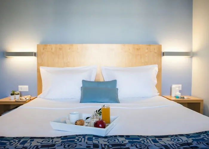 Kronos Hotel
