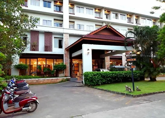 Nana Buri Hotel