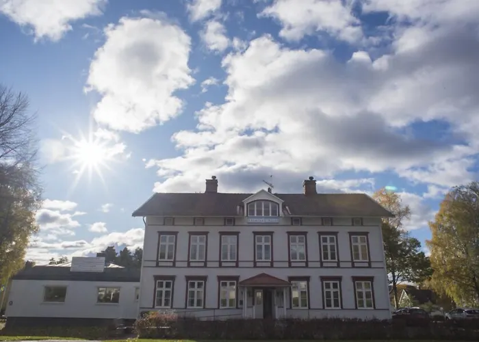 Varmland Hotel