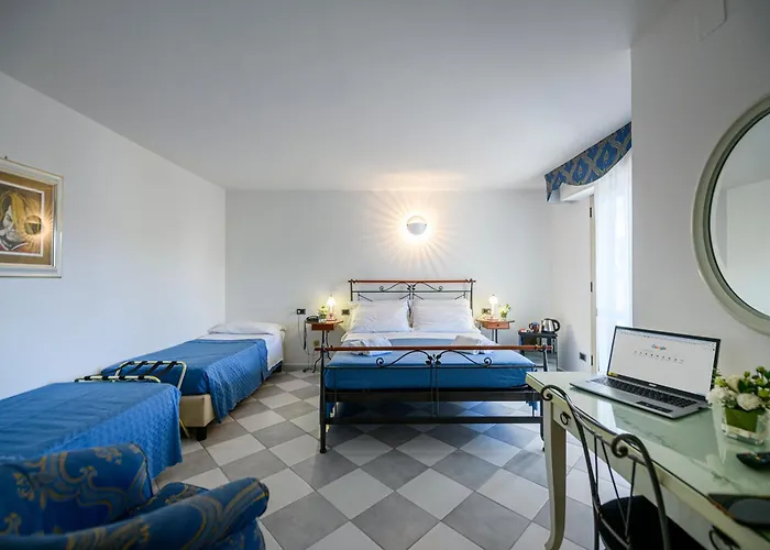 hotel falco azzurro