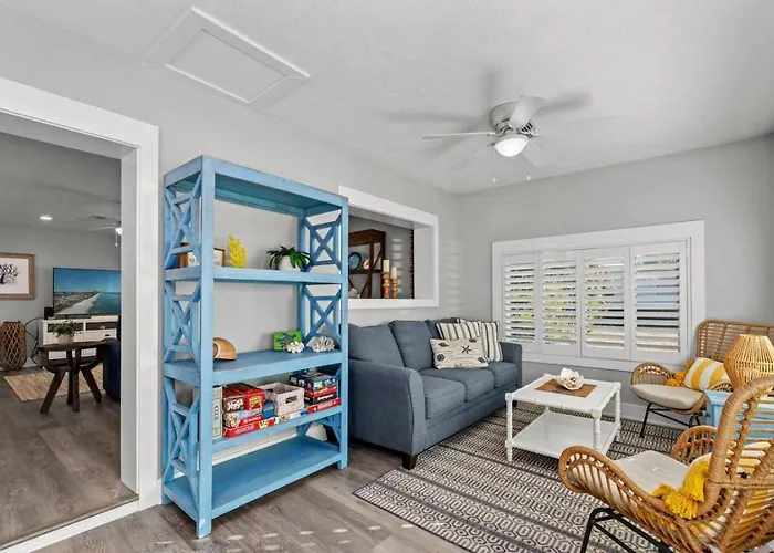 Blue Tide Hideaway - Golf Cart, Sznl Hot Tub, Pets Ok, Free Daily Activities, & More!