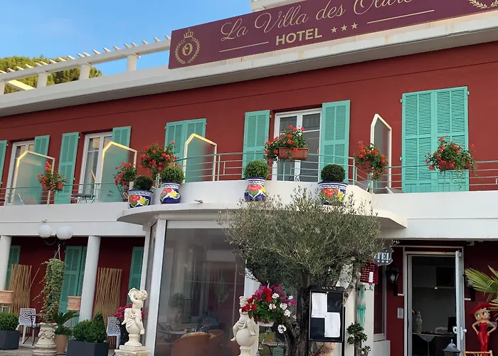 Hotel La Villa Des Oliviers, Seaside Hotel