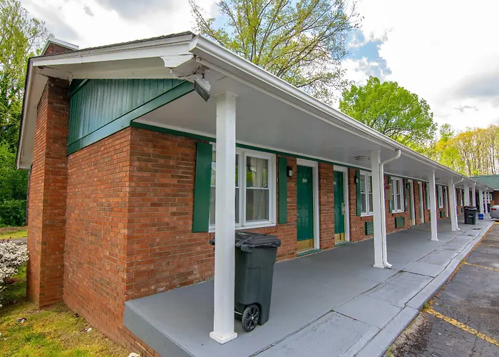 Eden Inn