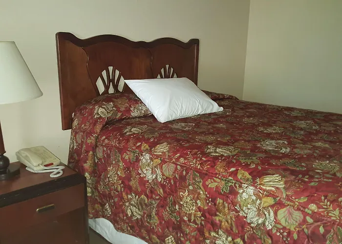 Smokey Point Motor Inn