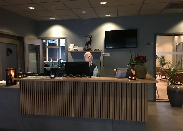 Hjorten Hotell Hitra