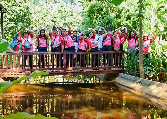 Birds&Bees Resort