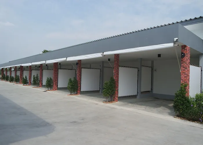 Happy Field Resort