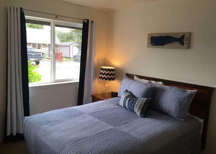 Surf & Sand Inn
