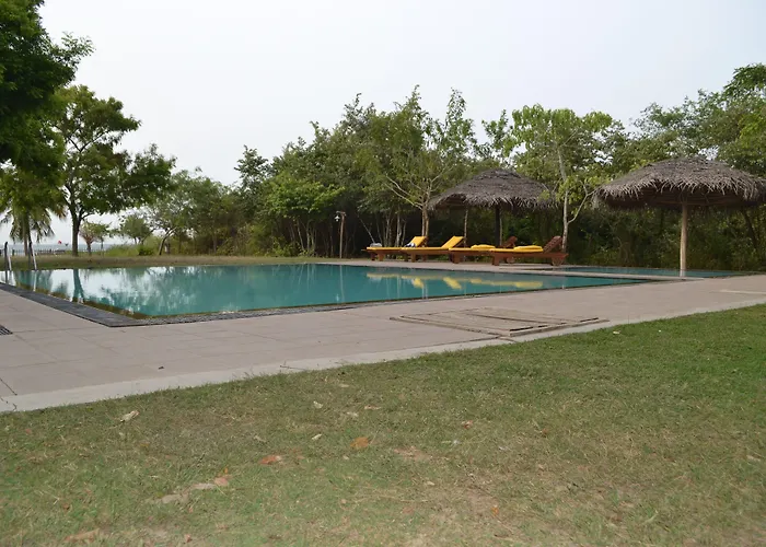 Giman Free Beach Resort Passikudah