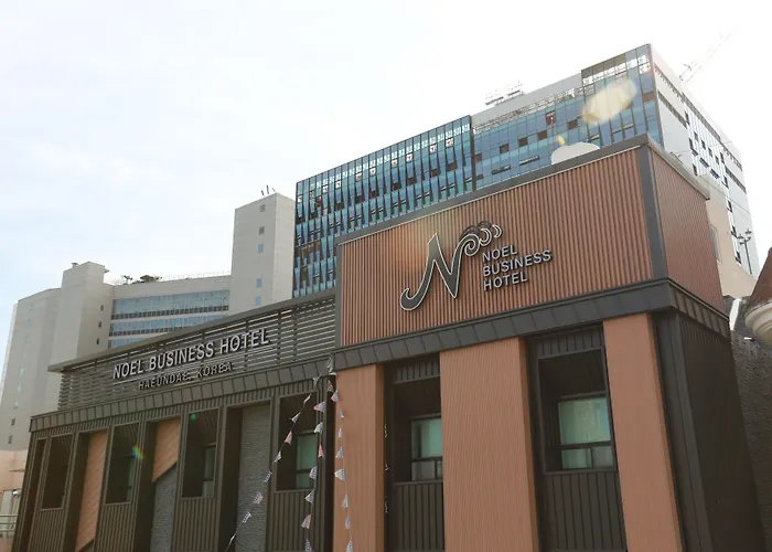 Noel Business Hotel