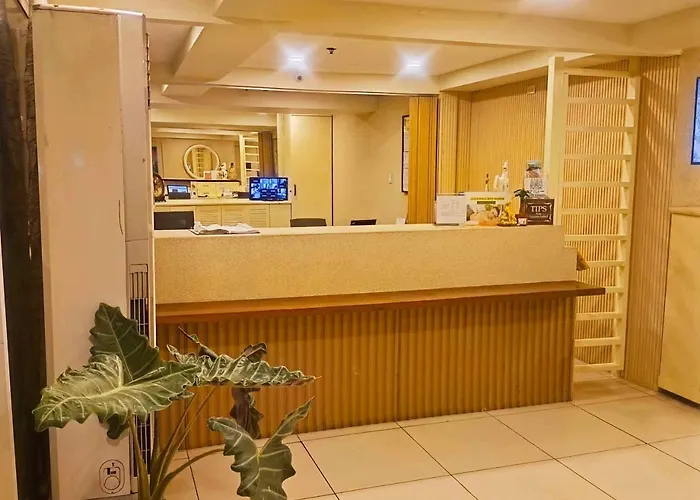 Stone House Hotel Pasay