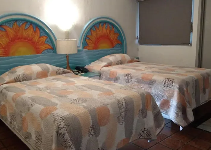 Hotel Caracoles