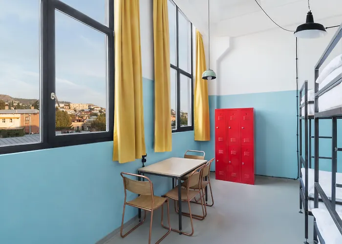 Fabrika Hostel&Suites