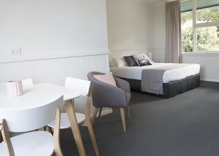 Orford Blue Waters Hotel