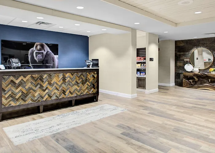Hampton Inn & Suites By Hilton Pittsburg Kansas Crossing Casino Near Psu