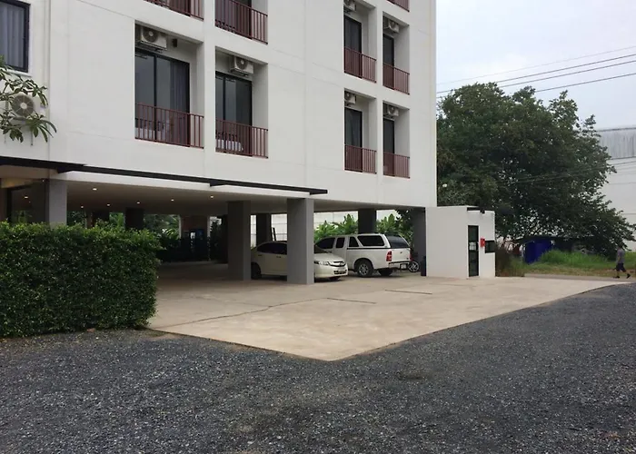 B Boutique Hotel