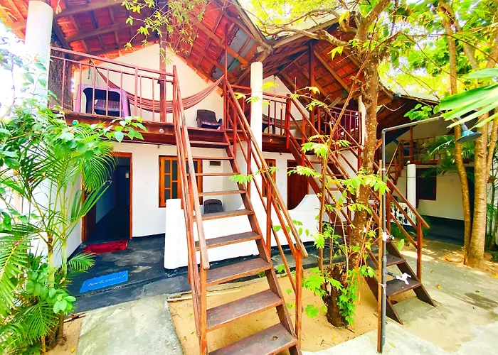 Beach Wave Hotel