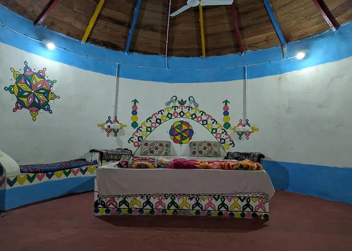 White Land Villagestay