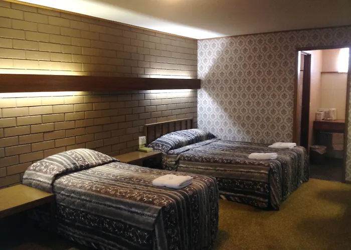 Century Motor Inn, Finley