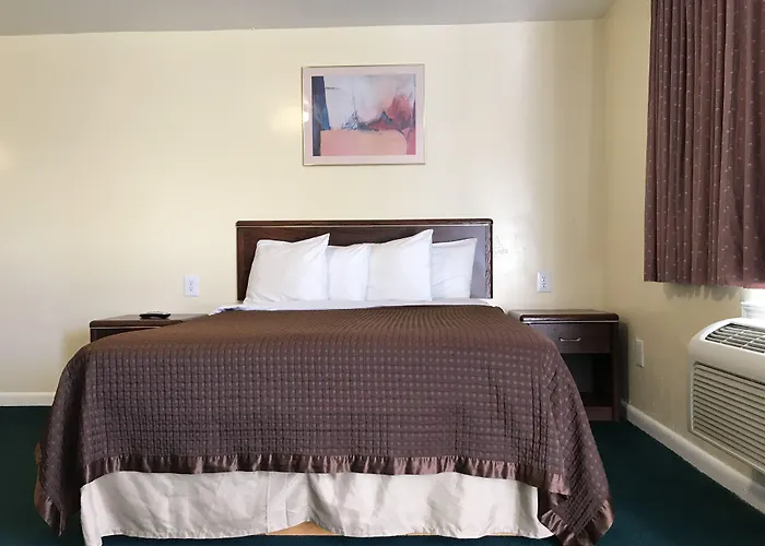 Relax Inn Of Medford