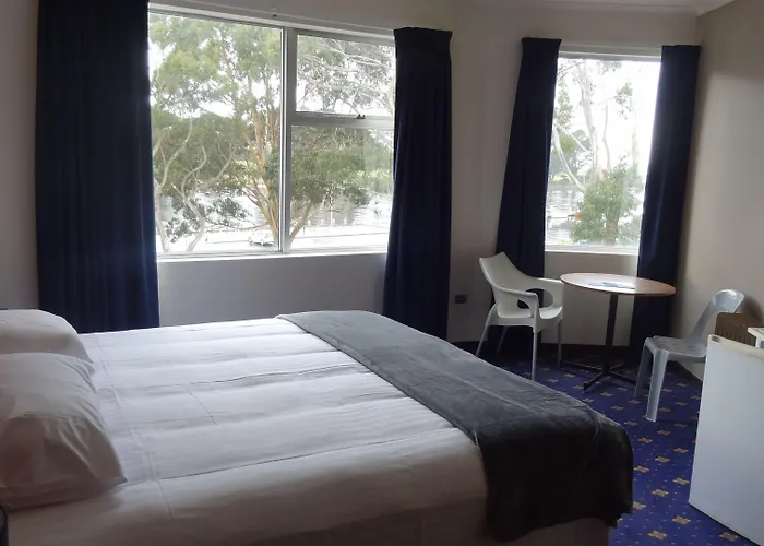 The Wharf Hotel