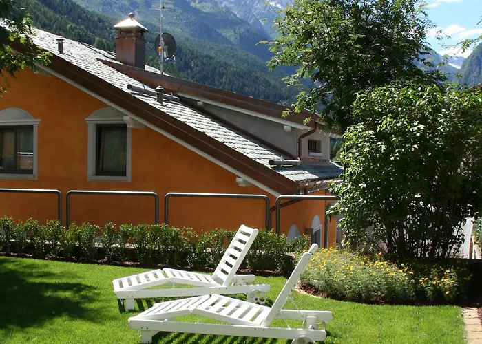 Hotel Adamello