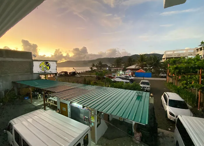 Pacific Waves Inn