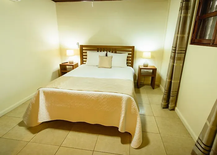 Hotel Flor De Sarta