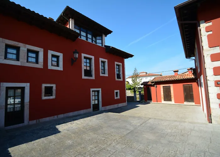 Hotel Y Apartamentos El Camin