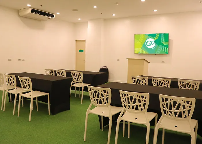 Go Hotels Timog