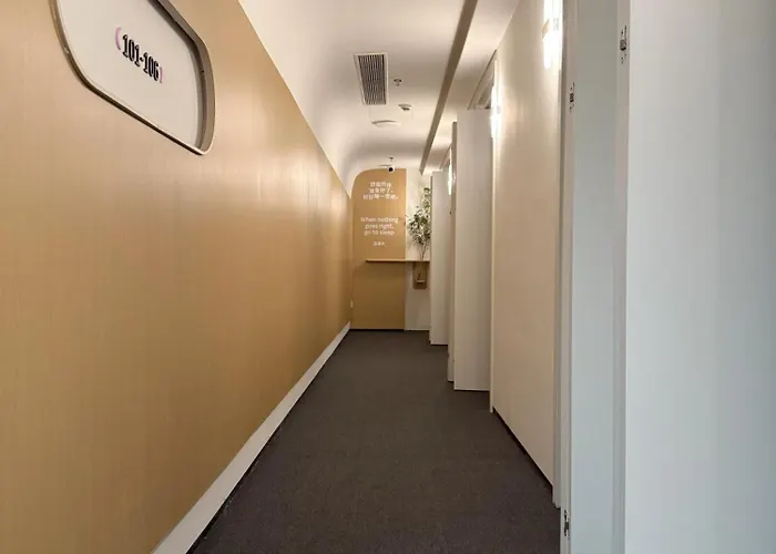 Only Female Woping Hotel Guangzhou Beijingroad 2Nd