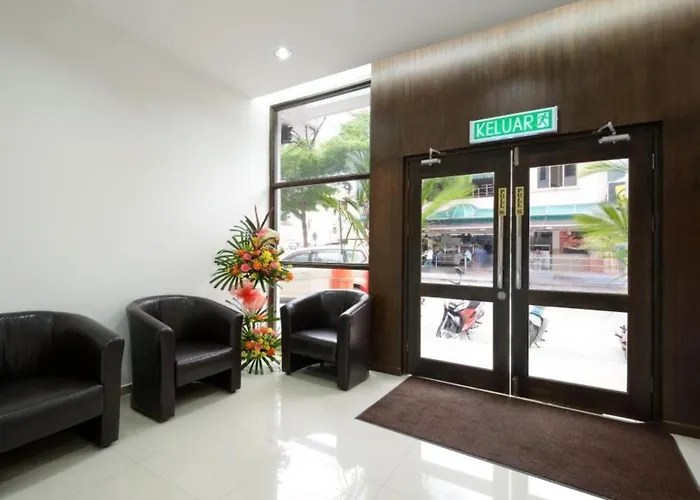 Swing & Pillows - Grand Inn George Town Penang