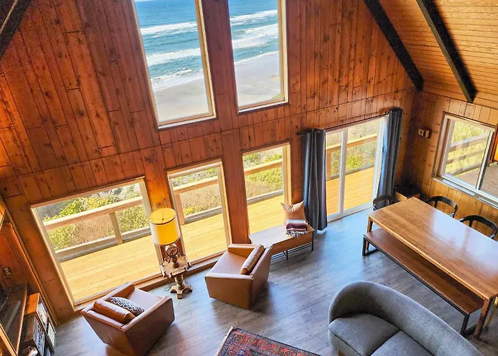 Ocean Front A Frame With Spectacular Views! Dog Friendly! Fireplace!