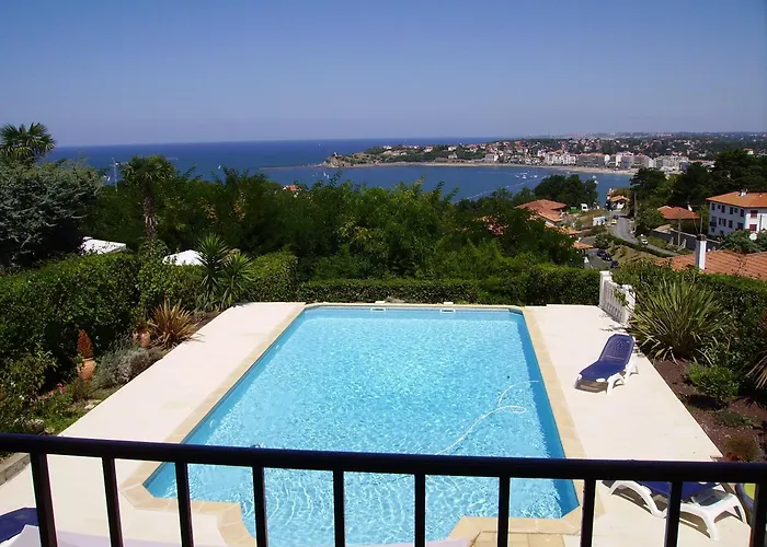 Villa Erresinolettean