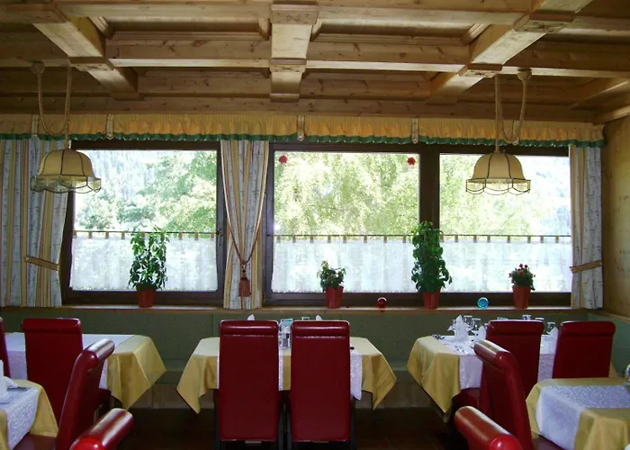 Hotel Pension Weiratherhof