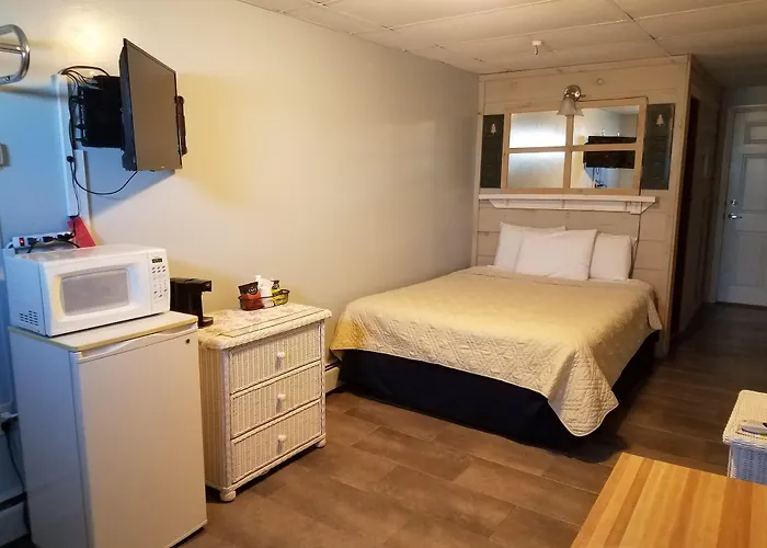 Vacationland Inn & Suites