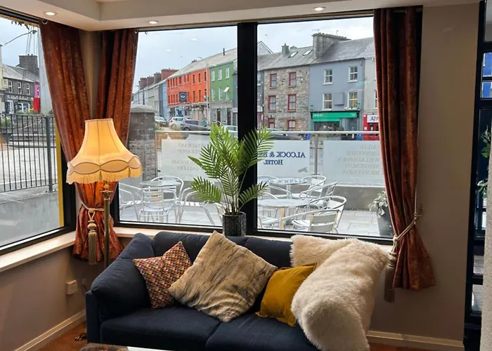 Alcock & Brown Hotel