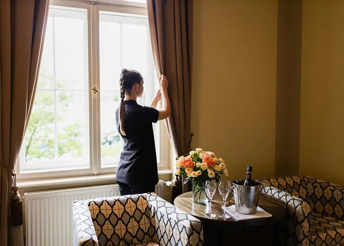 Grandezza Hotel Luxury Palace