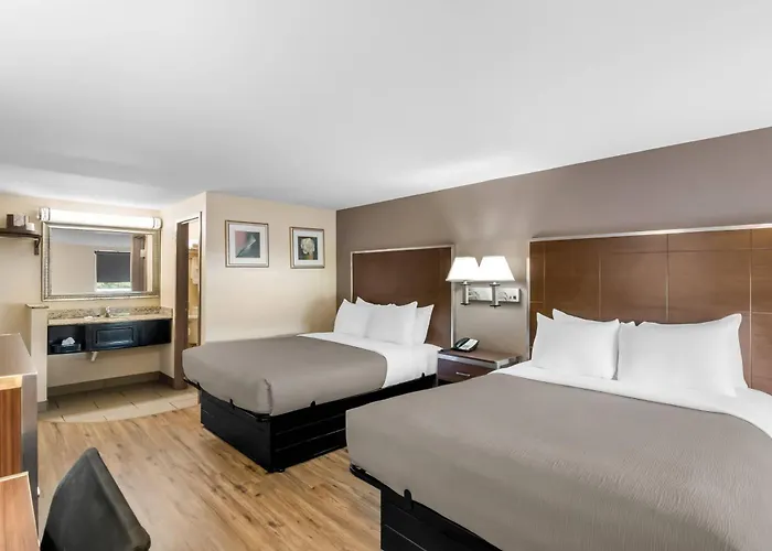 Quality Inn Waterbury East