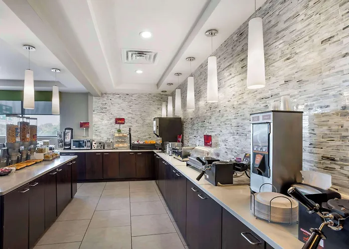 Best Western Plus Philadelphia-Pennsauken Hotel