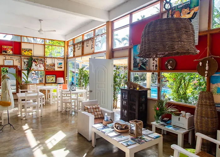 Beach Hotel Casa Nina