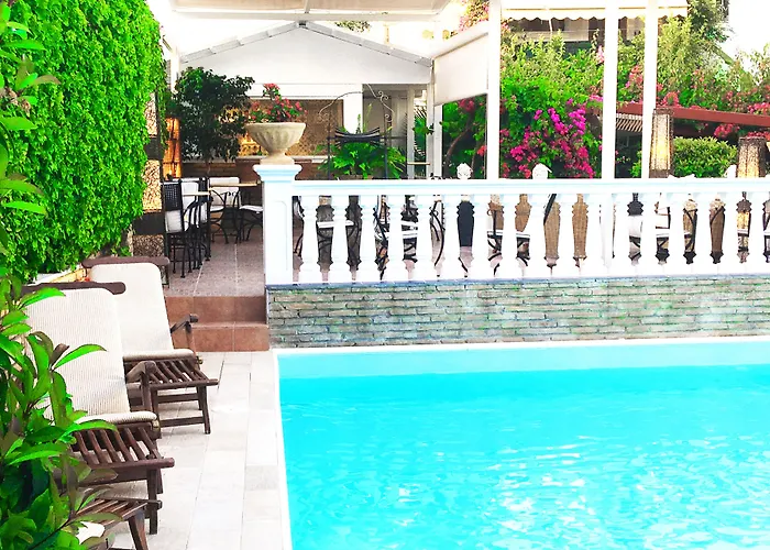 Armata Boutique Hotel