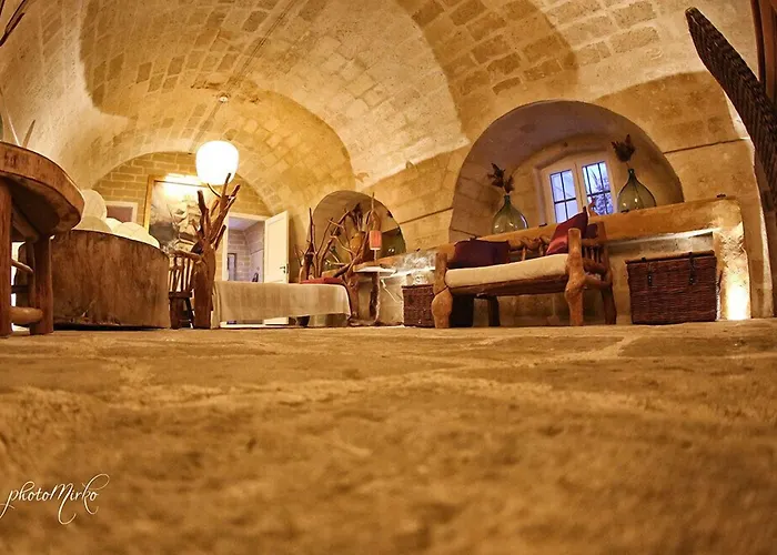 Domus Decclesiis