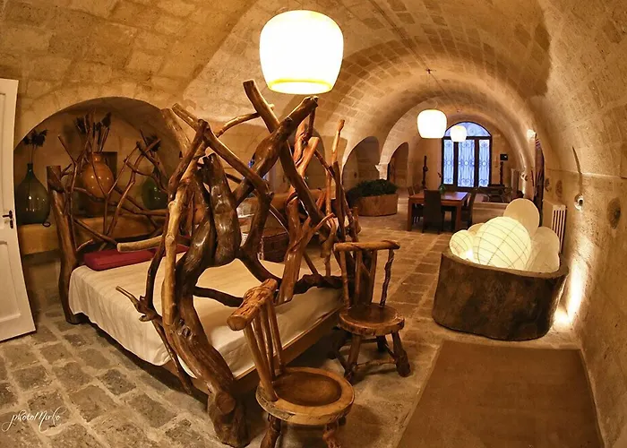 Domus Decclesiis