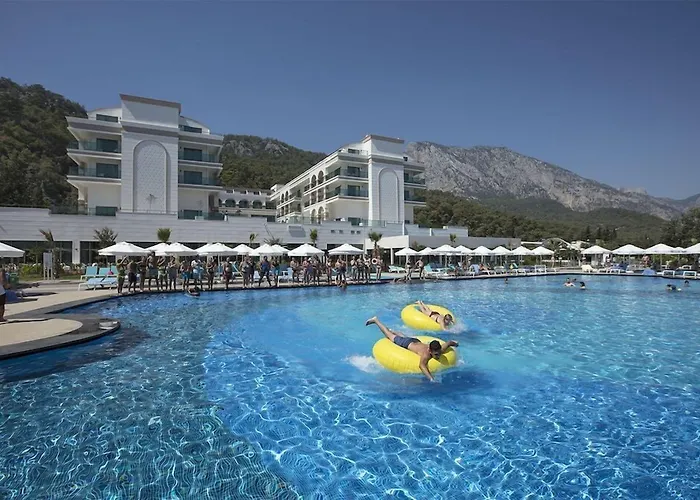 Dosinia Luxury Resort