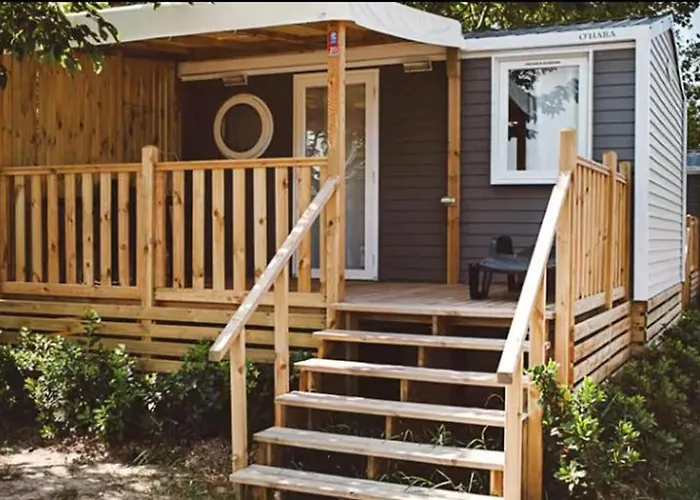 Eurocamp Mobile Homes At Fkk Nudist Campsite Solaris Tar-Vabriga