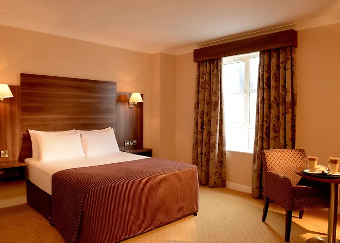 Dillon'S Hotel
