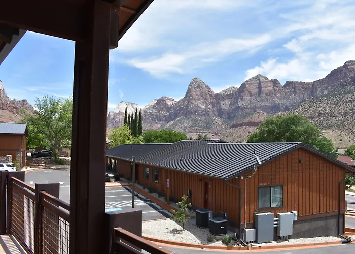 Zion Canyon Lodge