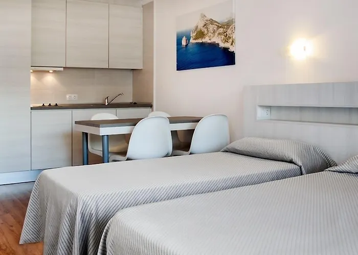 Apartamentos Sol Y Vera