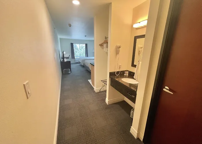 Fairbridge Inn & Suites Cuero